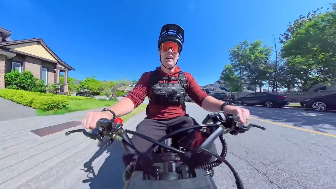 Riding the Villain up a sustained grade in power mode 3