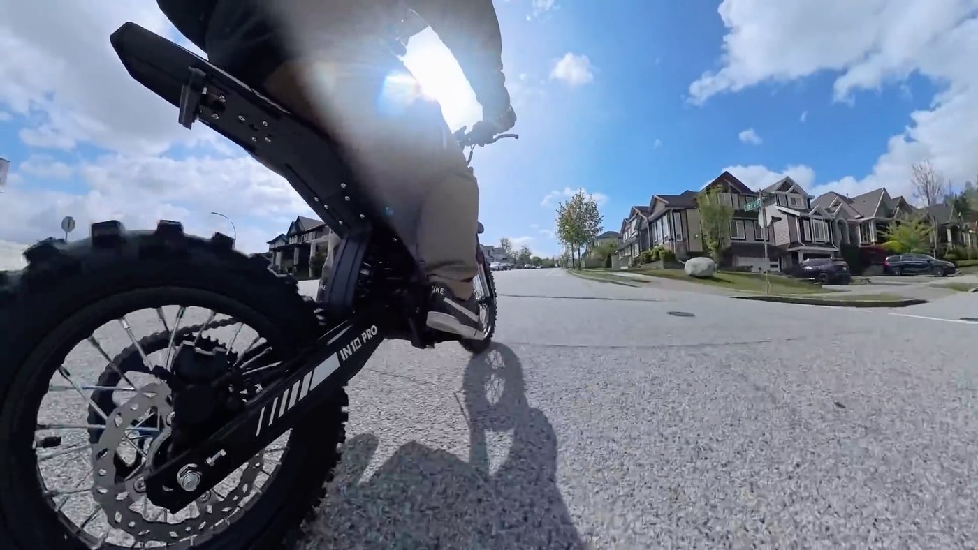 Low-angle shot of the Yozma IN 10 Pro front wheel